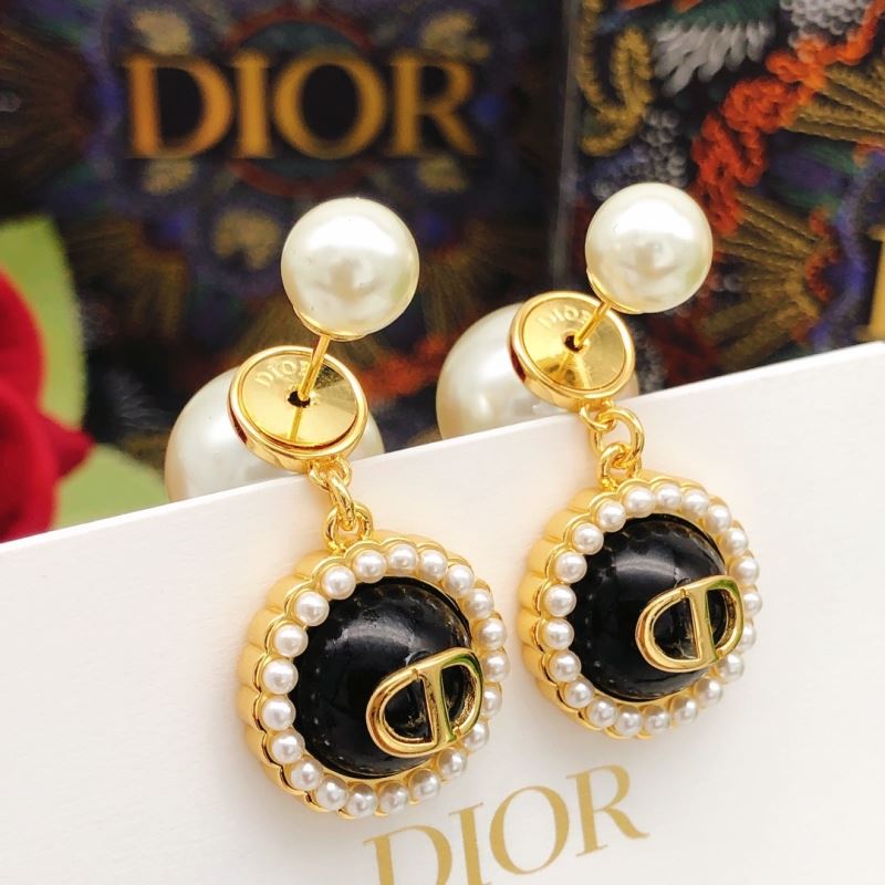 Christian Dior Earrings - Click Image to Close